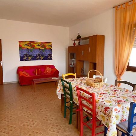 I Fenicotteri - Appartamenti Sul Mare Calasetta Exterior photo
