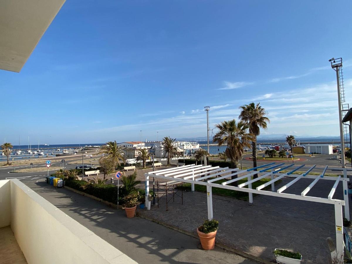 I Fenicotteri - Appartamenti Sul Mare Calasetta Exterior photo