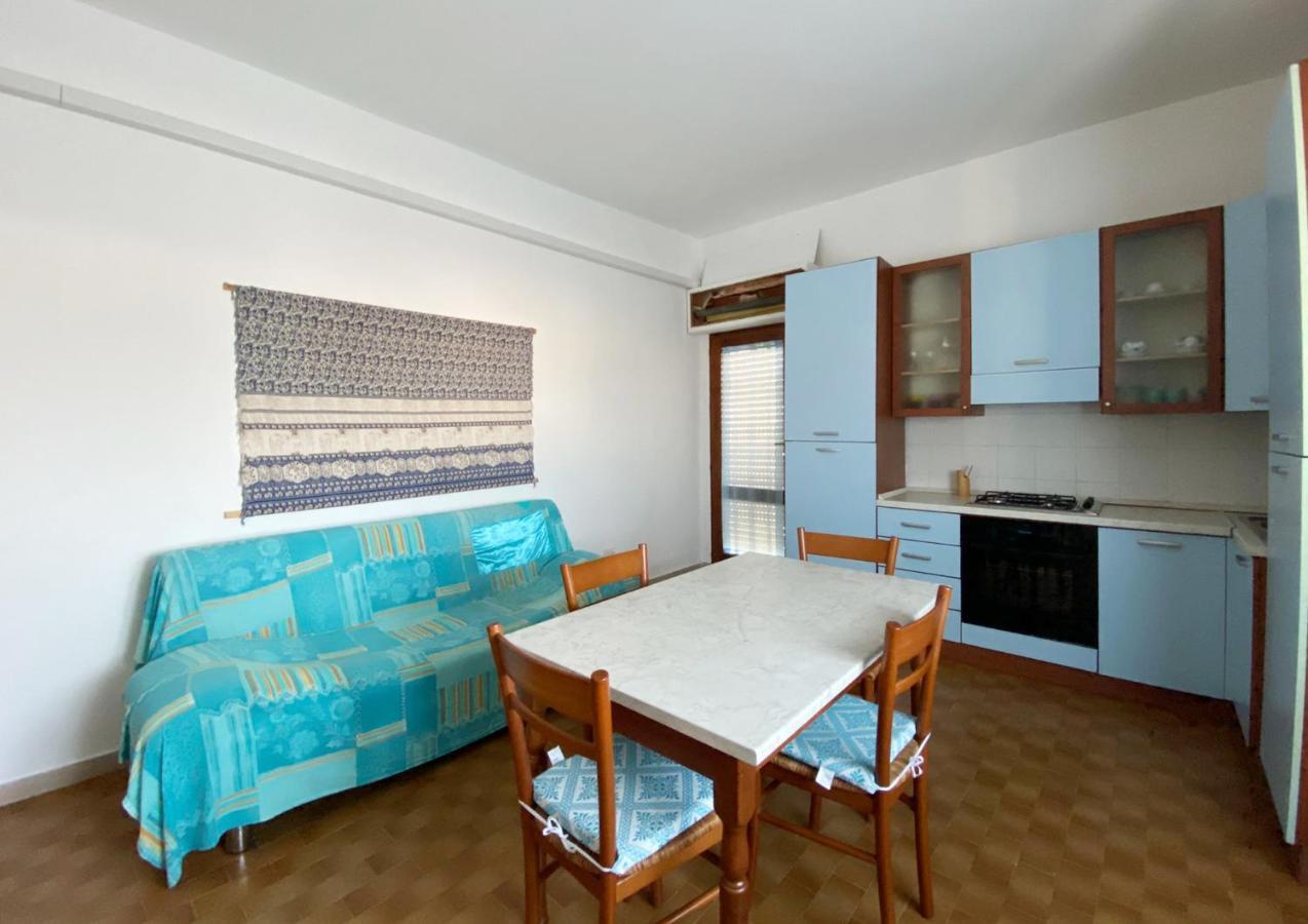 I Fenicotteri - Appartamenti Sul Mare Calasetta Exterior photo