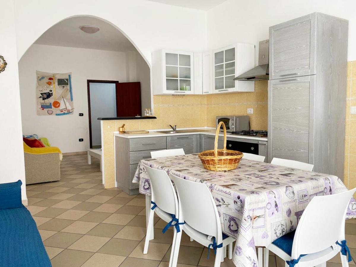 I Fenicotteri - Appartamenti Sul Mare Calasetta Exterior photo