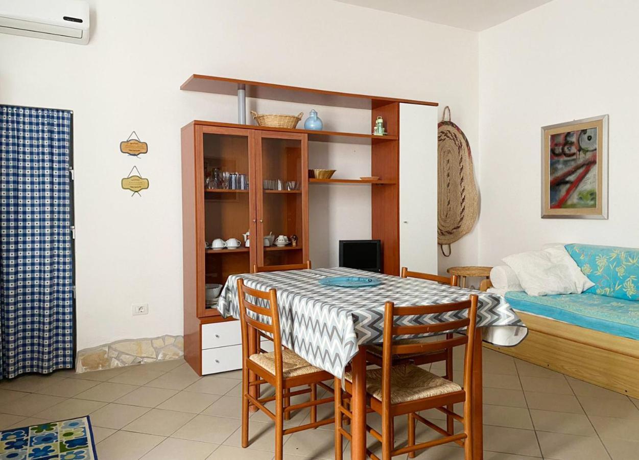 I Fenicotteri - Appartamenti Sul Mare Calasetta Exterior photo